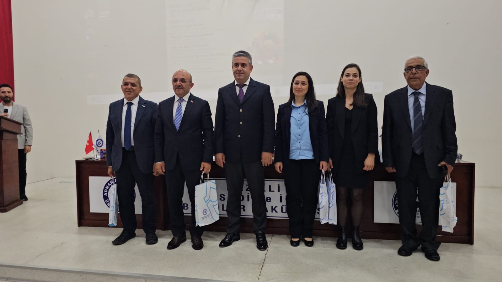 Aduden Tarim Ve Medya Is Birligi Ile Panel Gidada Tagsis Sorunu Masaya Yatirildi 564101 632Edf3A70Fdef6Cf07E3D708C178E8B