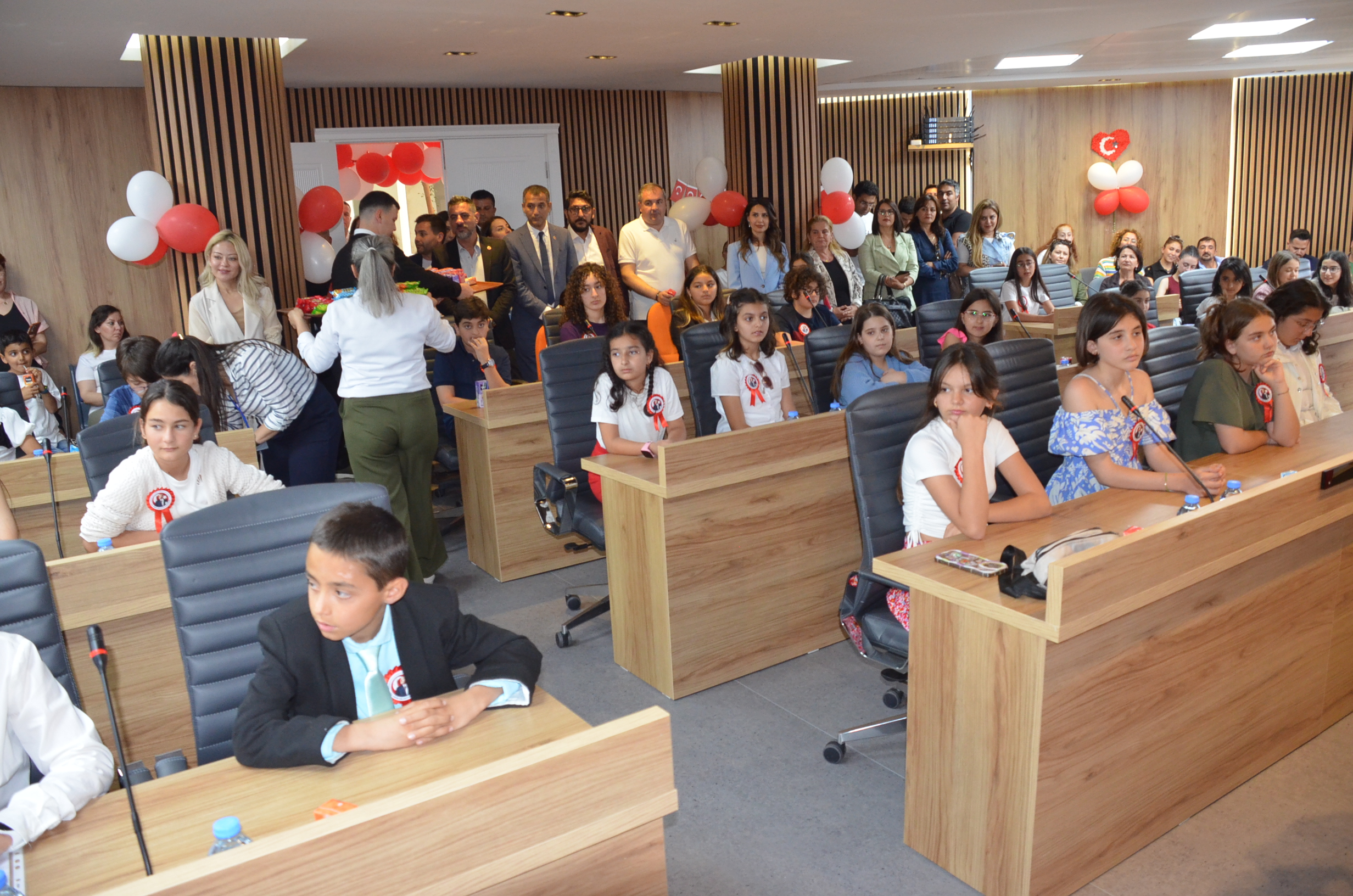 Didim Cocuk Meclisi Anlamli Gunde Toplandi 562274 Aa82450Acb5607F1D79Dd408Faef0Ef6