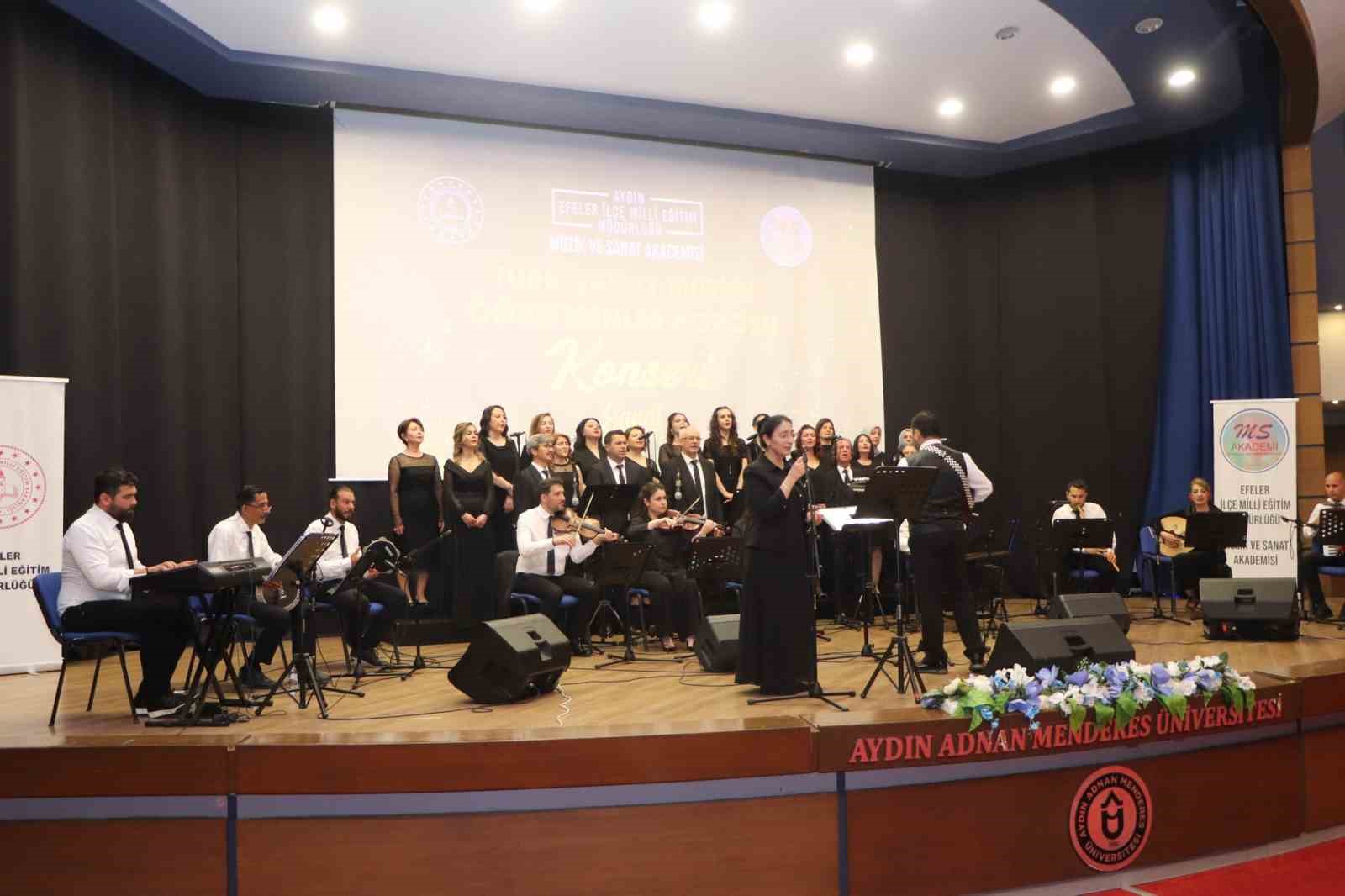 Efelerde Ogretmenlerden Sanat Dolu Gece 2Dc201F63D823Ced7E8A223160E1325A
