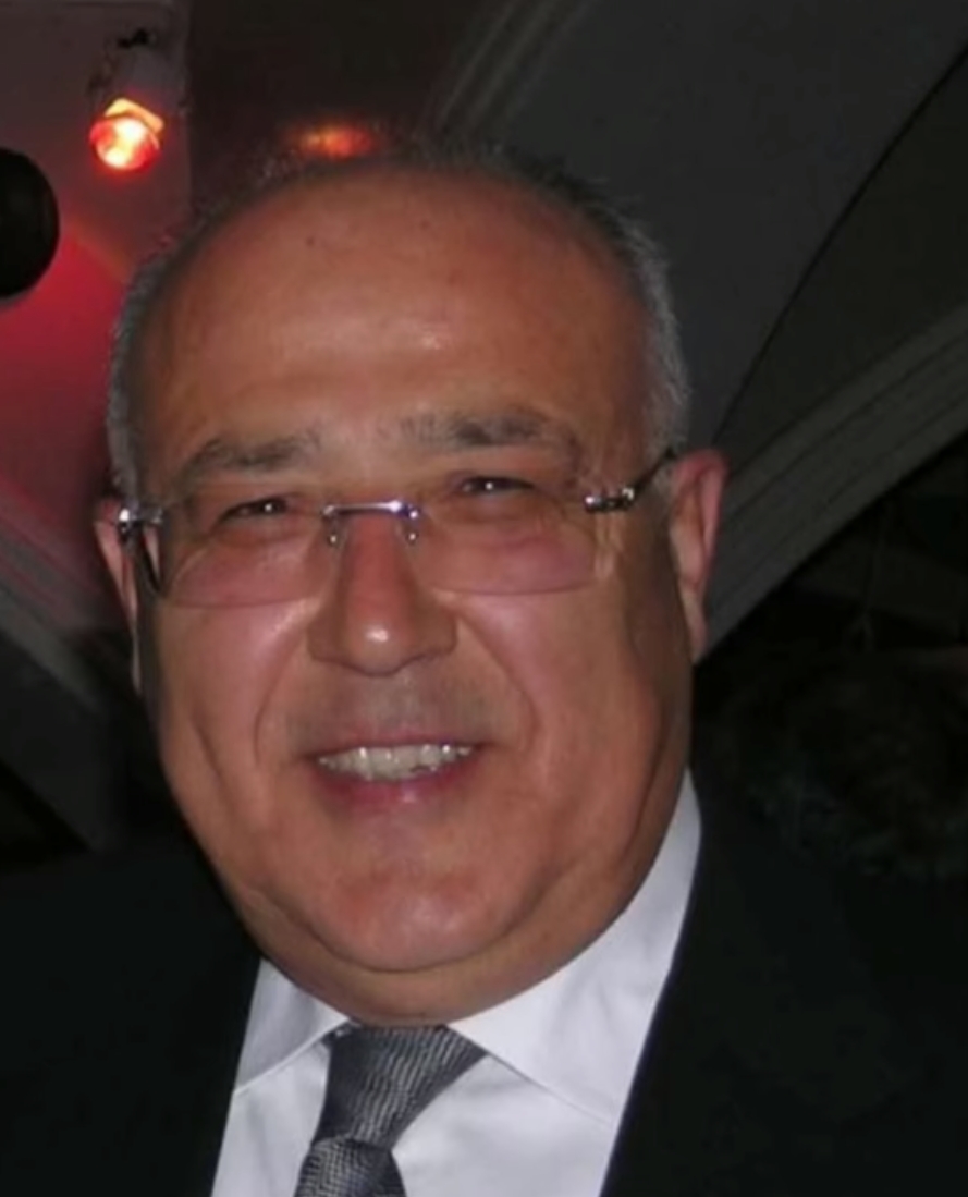 Eski Bakan Altinkayanin Kardesi Topraga Verildi 563296 A99Df9D3Df10021F7Fc233B572Bb65Dd