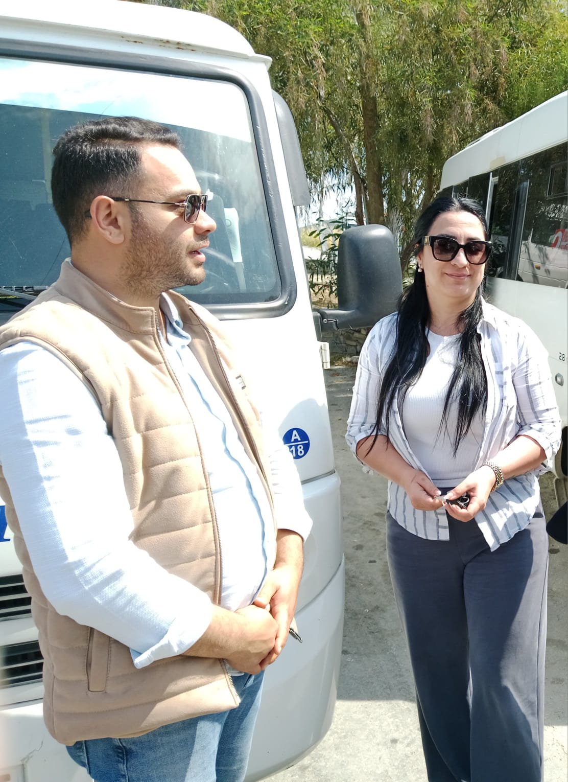 Kusadasinin Sofor Nebahati Dolmuslarda Goreve Hazir 563176 Cabfd44Ade1C92Aac69D0173Dcb6618C