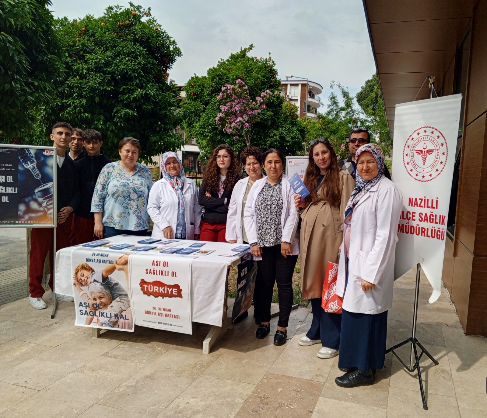 Nazilli Bu Kez Bilinc Icin Asilandi Asi Ol Saglikli Yasa 564016 Ed50C34B2D2B8062B9A7E8Eb2450603B