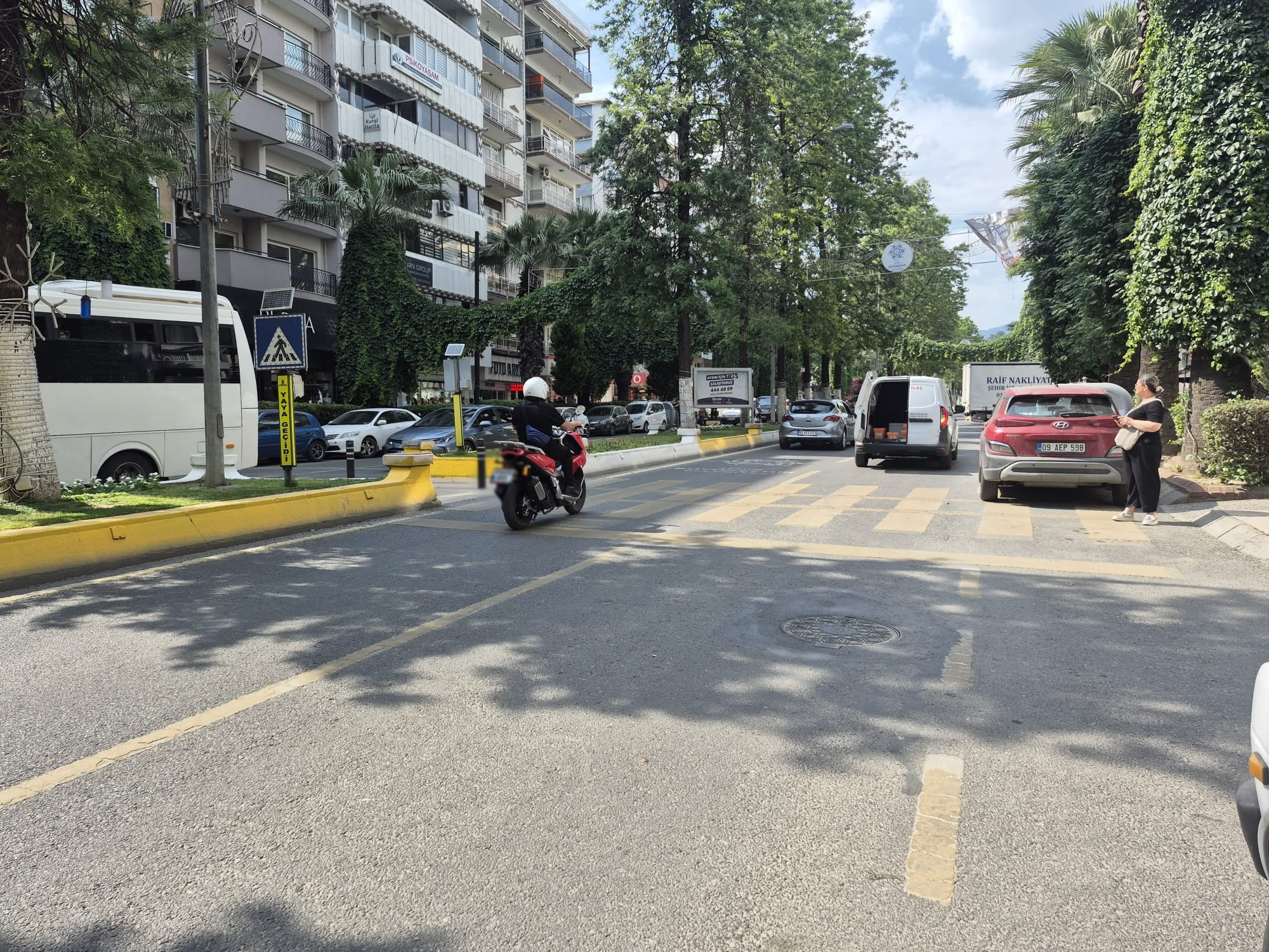 Aydinda En Cok Onlardan Var Yollarin Vazgecilmezi Oldular 571465 Af2Cebfaa50E04Fdf6269A29Fcec7627
