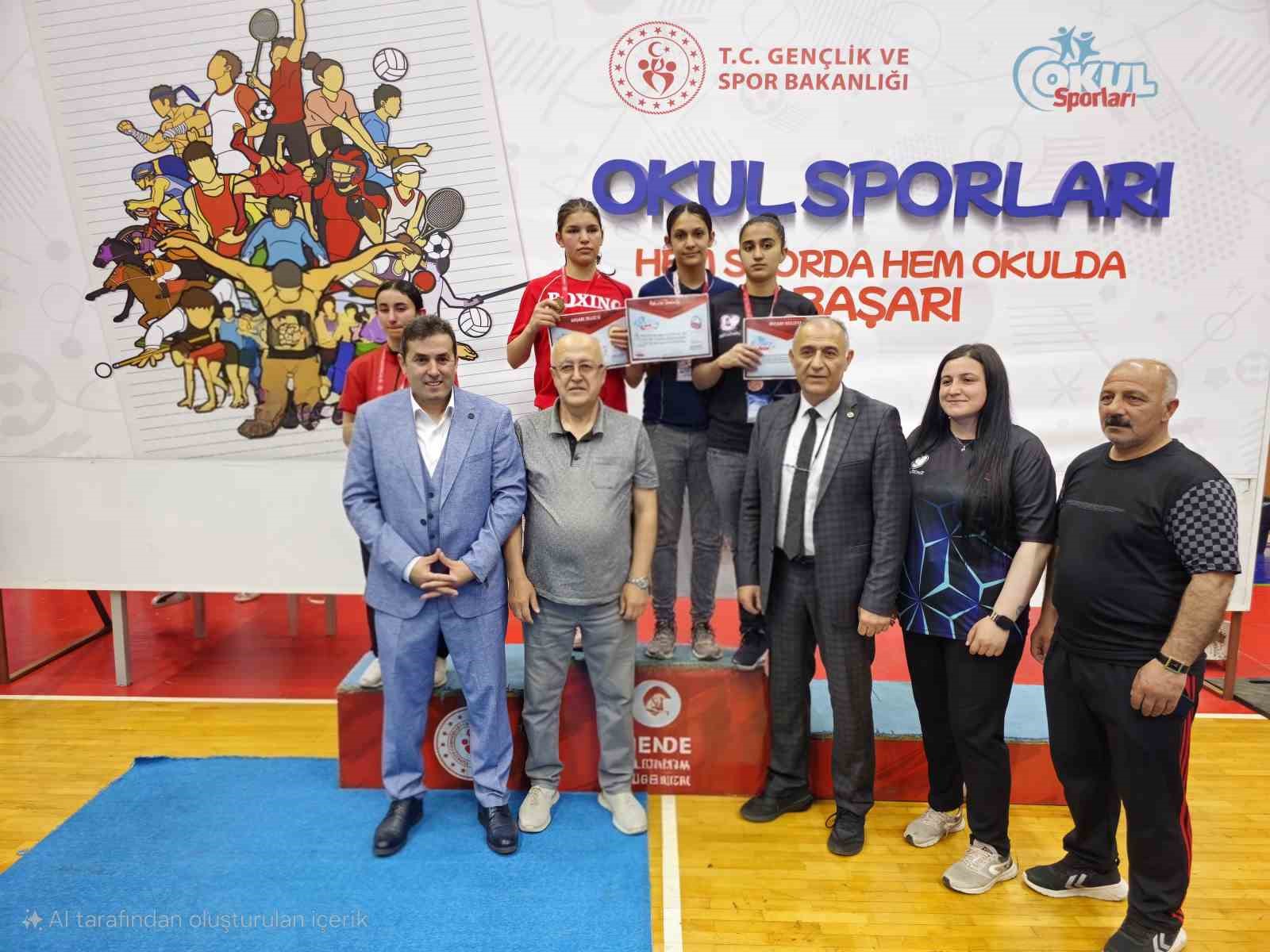 Aydinli Ebrar Turkiye Ucuncusu Oldu 04F7C17Ecb82211A3Bcadf94Ebf62195