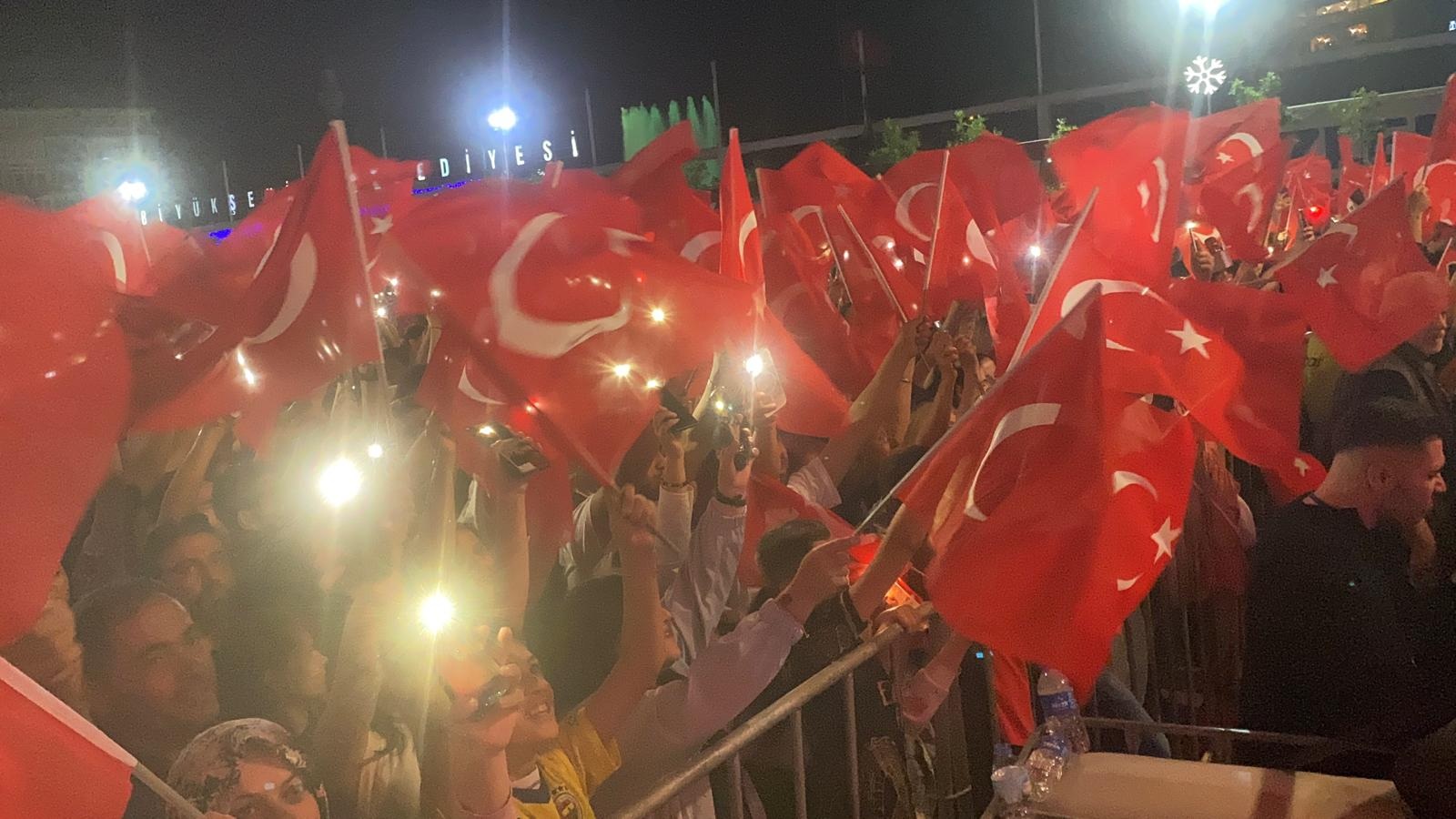 Aydinlilar Haluk Levent Ile Costu 569133 22565C7A8Fa779Ced8C9Ce51B96E04F4