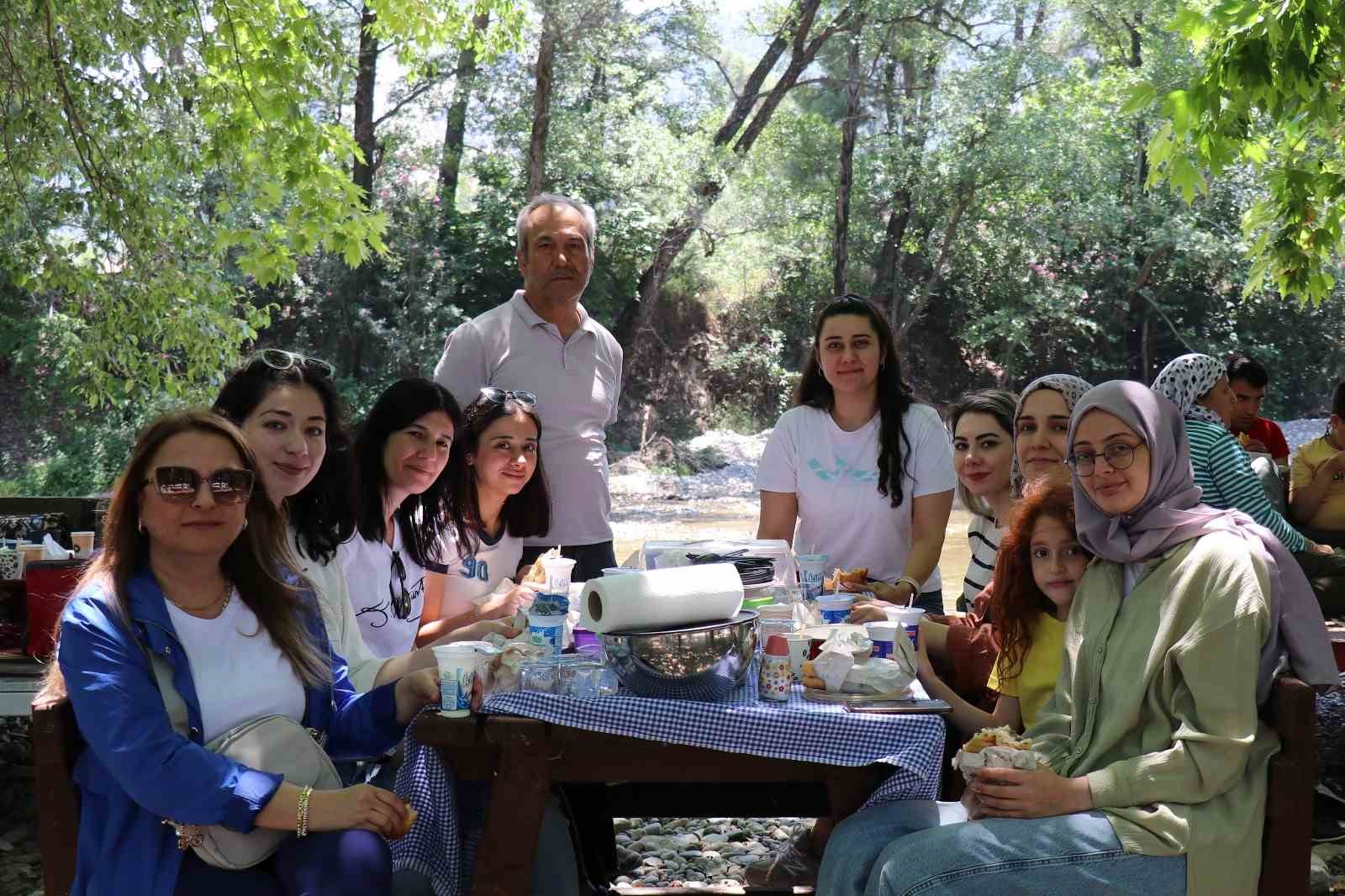 Bozdogan Belediyesinden Ozel Cocuklara Etkinlik 155D75241Dbbef3D052B16E4A676A26E