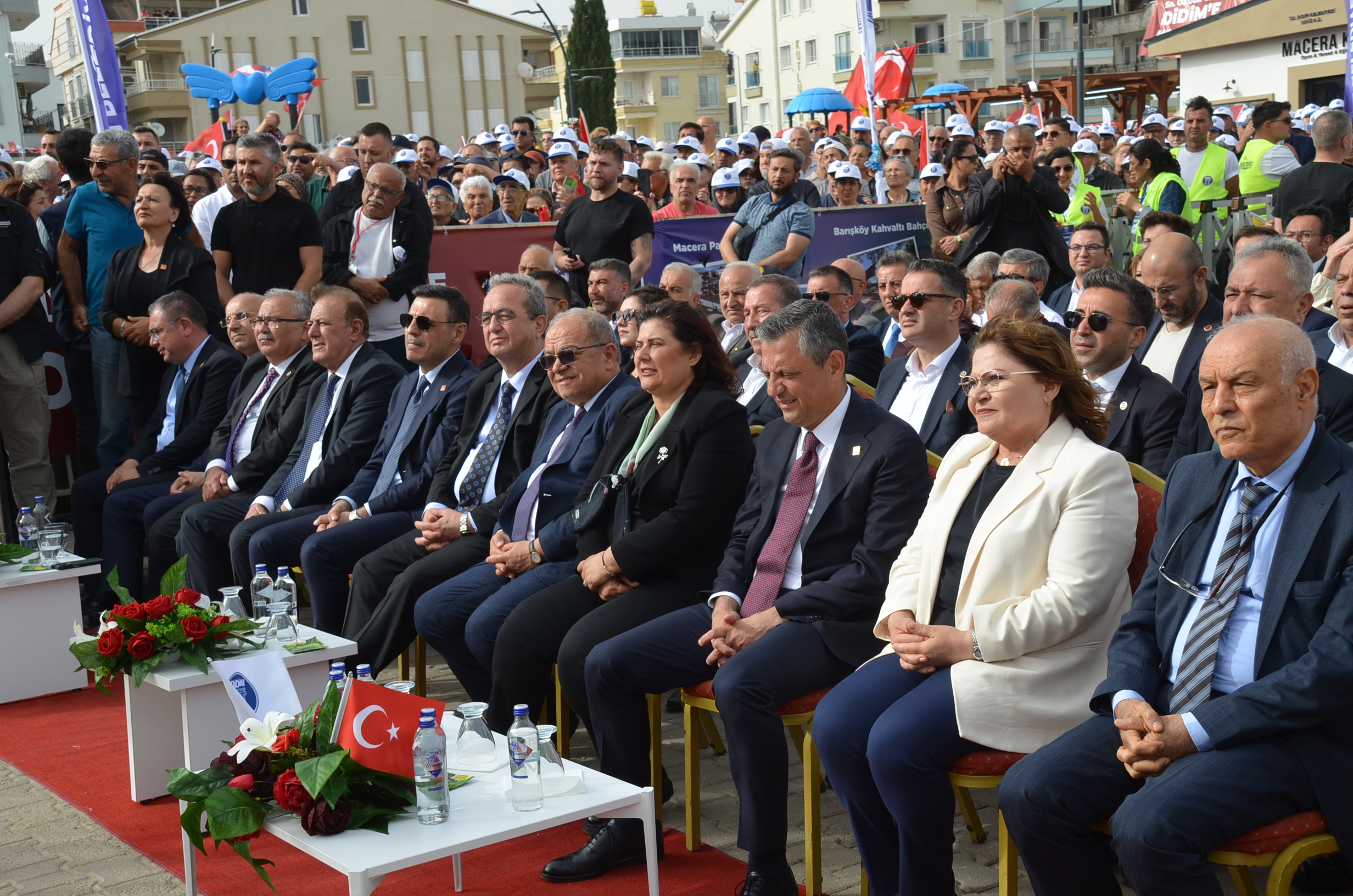 Chp Lideri Ozel Didim Belediyesinin Hizmetlerini Acti 568485 Ad1Bb77805Efd955C1B3Eeb647Cc34E6