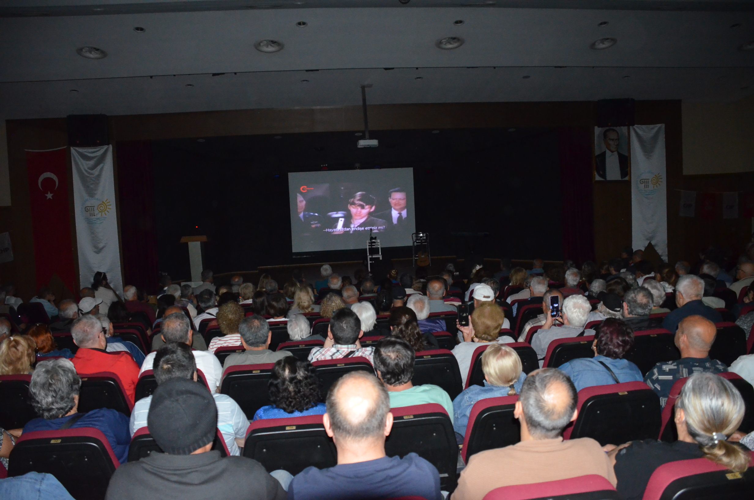 Didim Chp Deniz Gezmis Ve Arkadaslarini Andi 565689 9Ff92635C5Ea96782293E93838Af2836