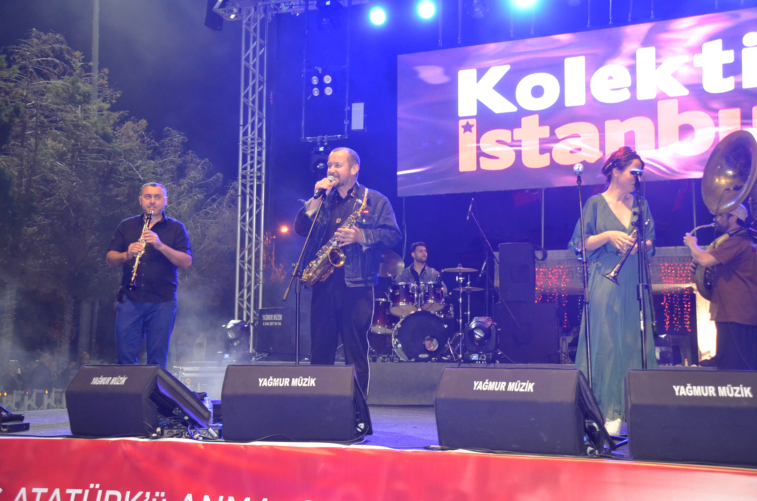 Didimde 19 Mayis Coskusu Fener Alayi Ve Konserle Surdu 569130 C215E7239715561355120317Bf516B10