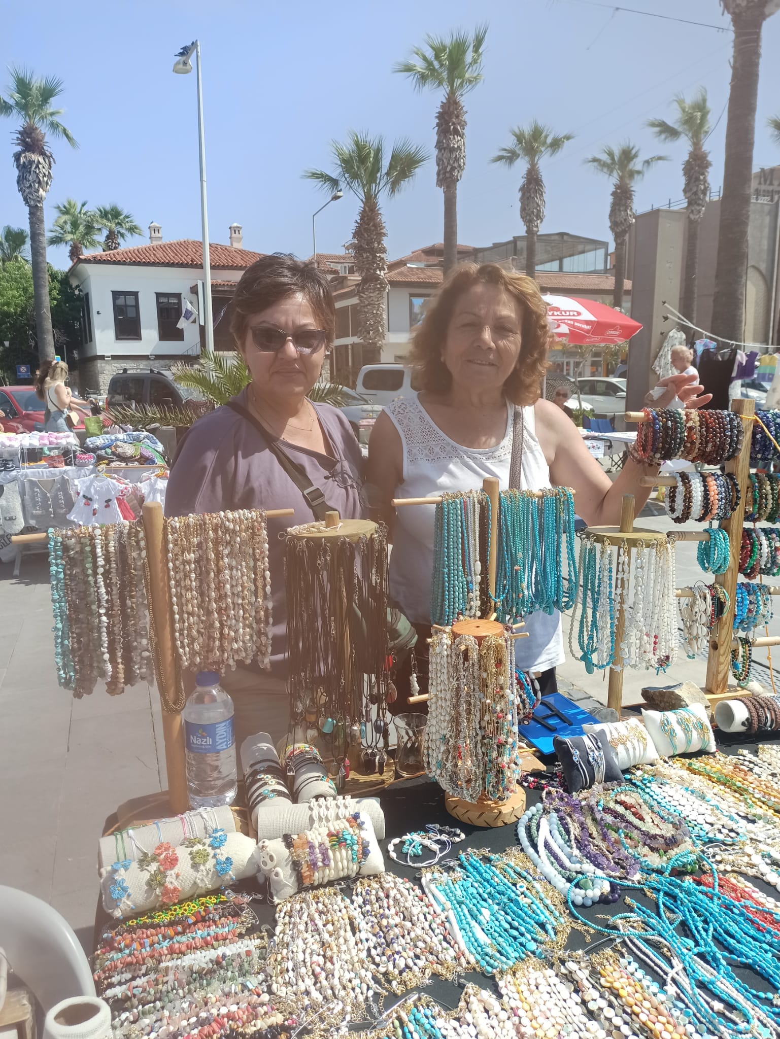 Emekci Annelere Anneler Gunu Bereketiyle Geldi 566944 66607C98A23Cf8E41B7E20A5D445184E