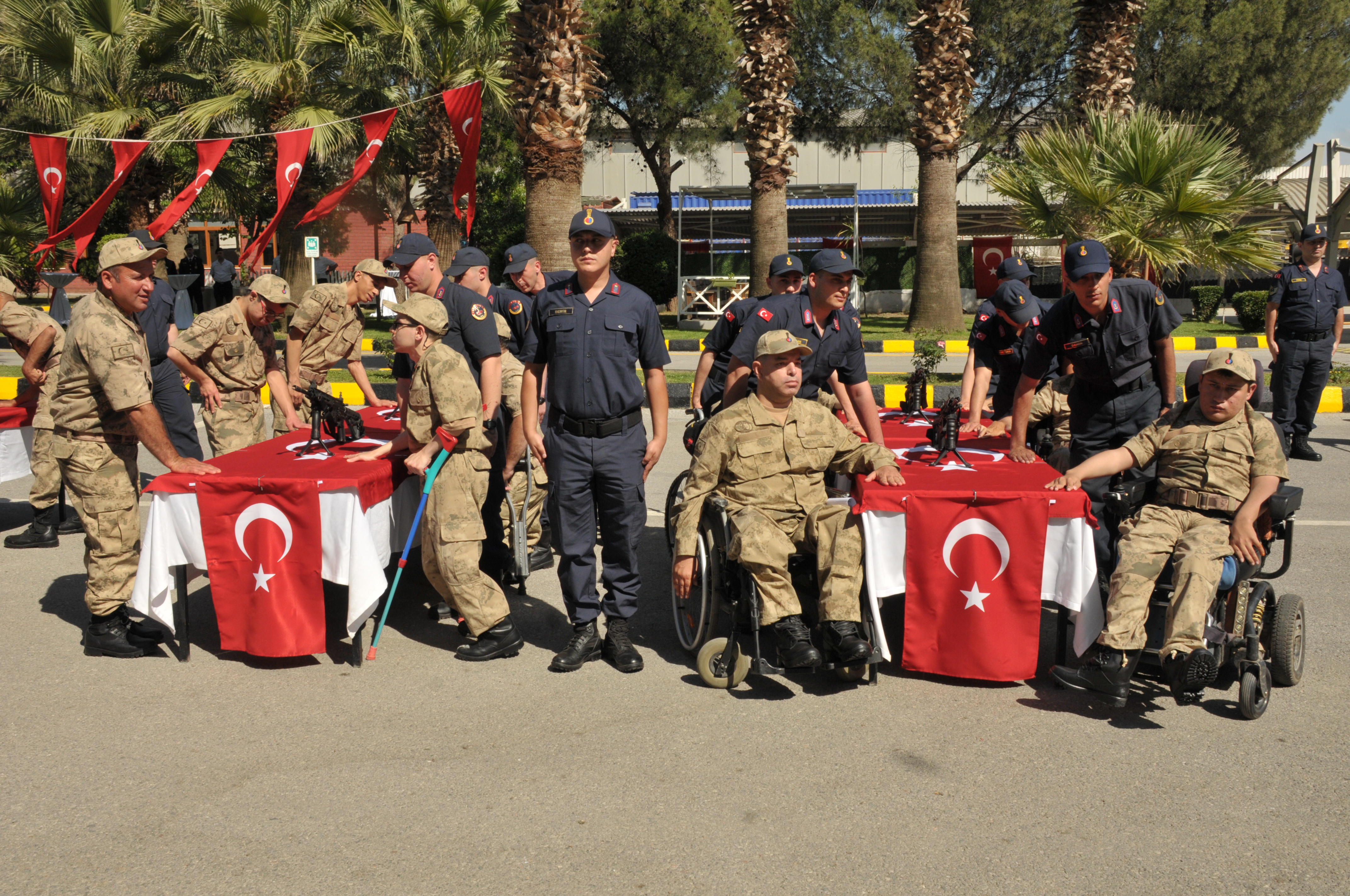 Engelsiz Yureklerin Askerlik Hayali Gercek Oldu 568156 Fb0Ff43Ffa85F80E676E8C14B4Aa492D