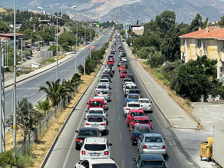 Erdem Aydinin Ulasim Sorunlari Cozulmeli 569180 C13238C9Deb2F035B03C2668510D6757