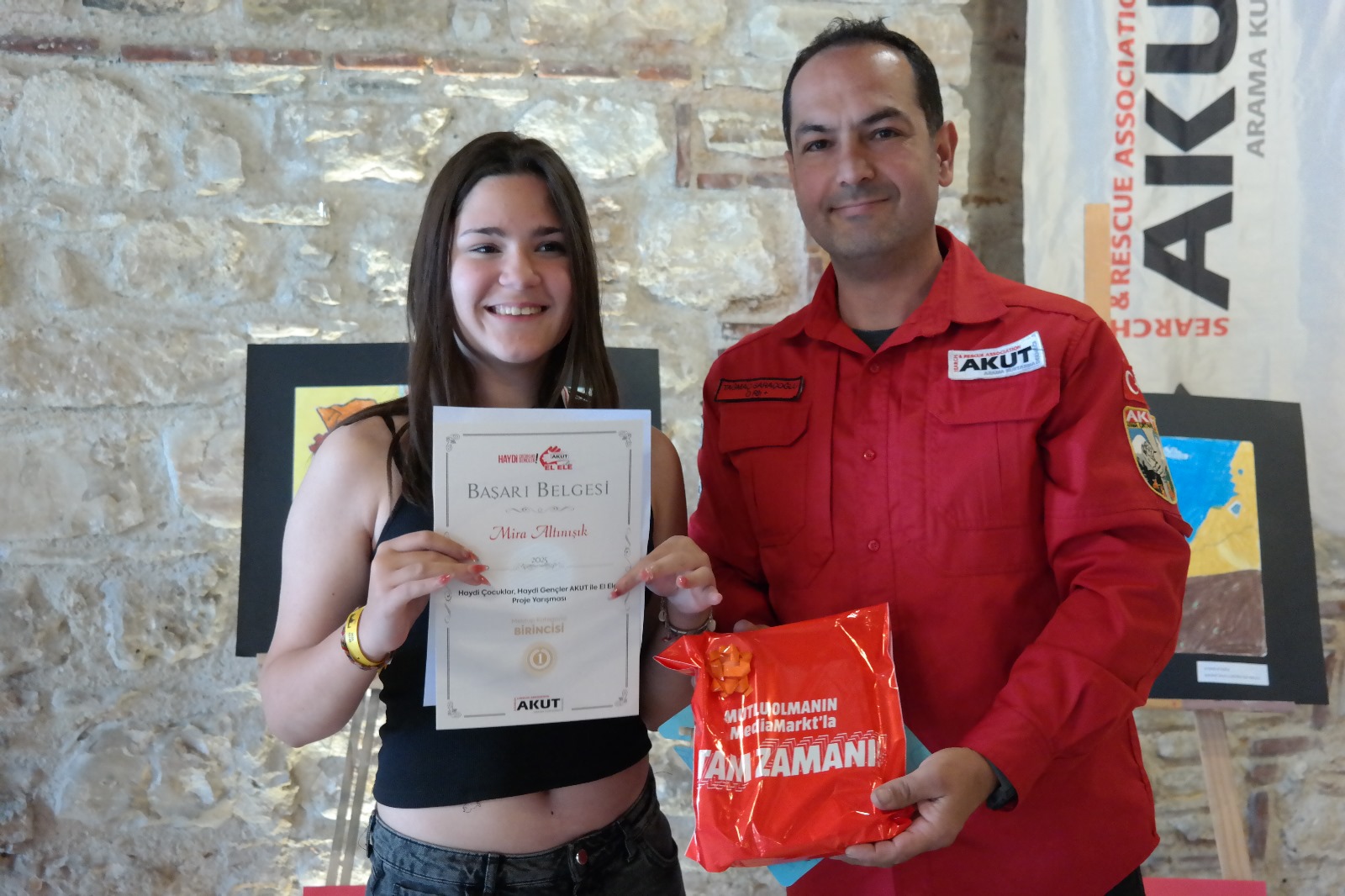 Kahraman Akut Gonulluleri Cocuklarla Projede Bulustu 564878 E3B97F290Bc0A406C53512Accf293B87