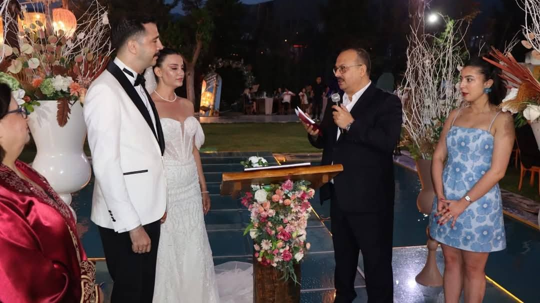Kaymakam Nergisin Sahitligi Vali Canbolat Yapti 566863 A35Cfa8Deb4D0C91A87D271706662343