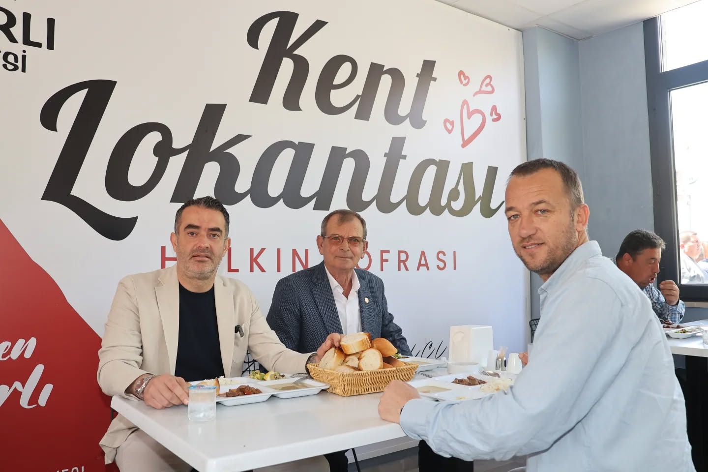 Kocarlida 4 Cesit Yemek 150 Lira Afiyet Olsun Kocarli 565240 B237Fca3Eb5Cfd3E41223D1Bfe618D5E