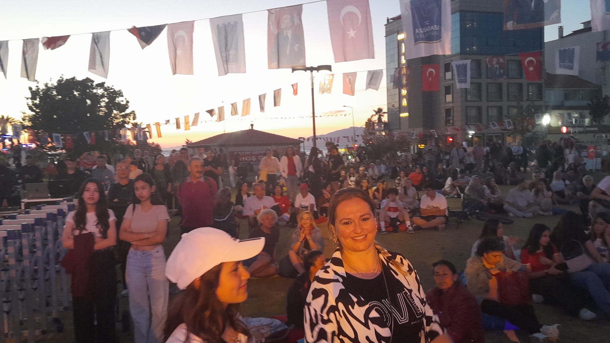 Kusadasi 19 Mayisi Konserlerle Taclandirdi 569134 6Be06043A75F5C9Ab36C5Ec39F675E2B