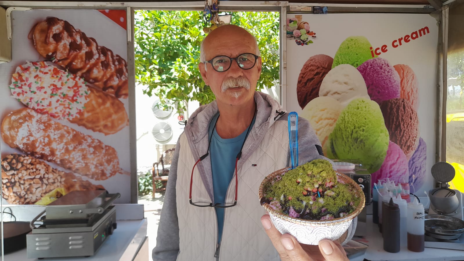 Kusadasinda Bingsu Cilginligi Yayiliyor 570395 89957E139D967Cafbc3594A4Febcfbd2