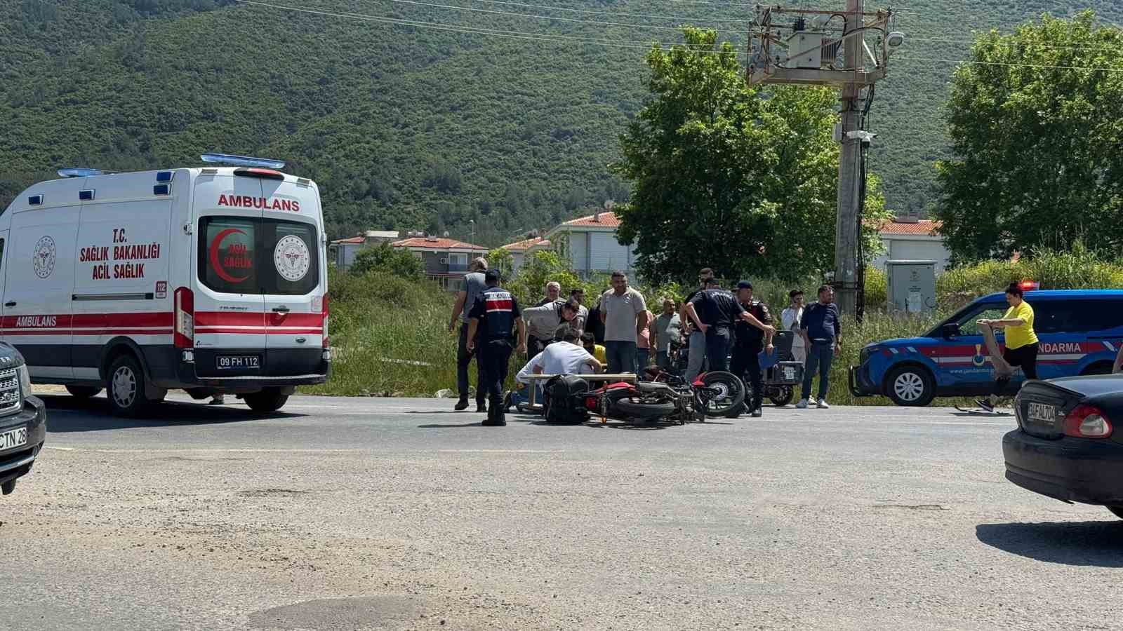 Kusadasinda Motosiklet Kazasi 2 Yarali D5Be4B42Bf189068368E1C1D5709A474