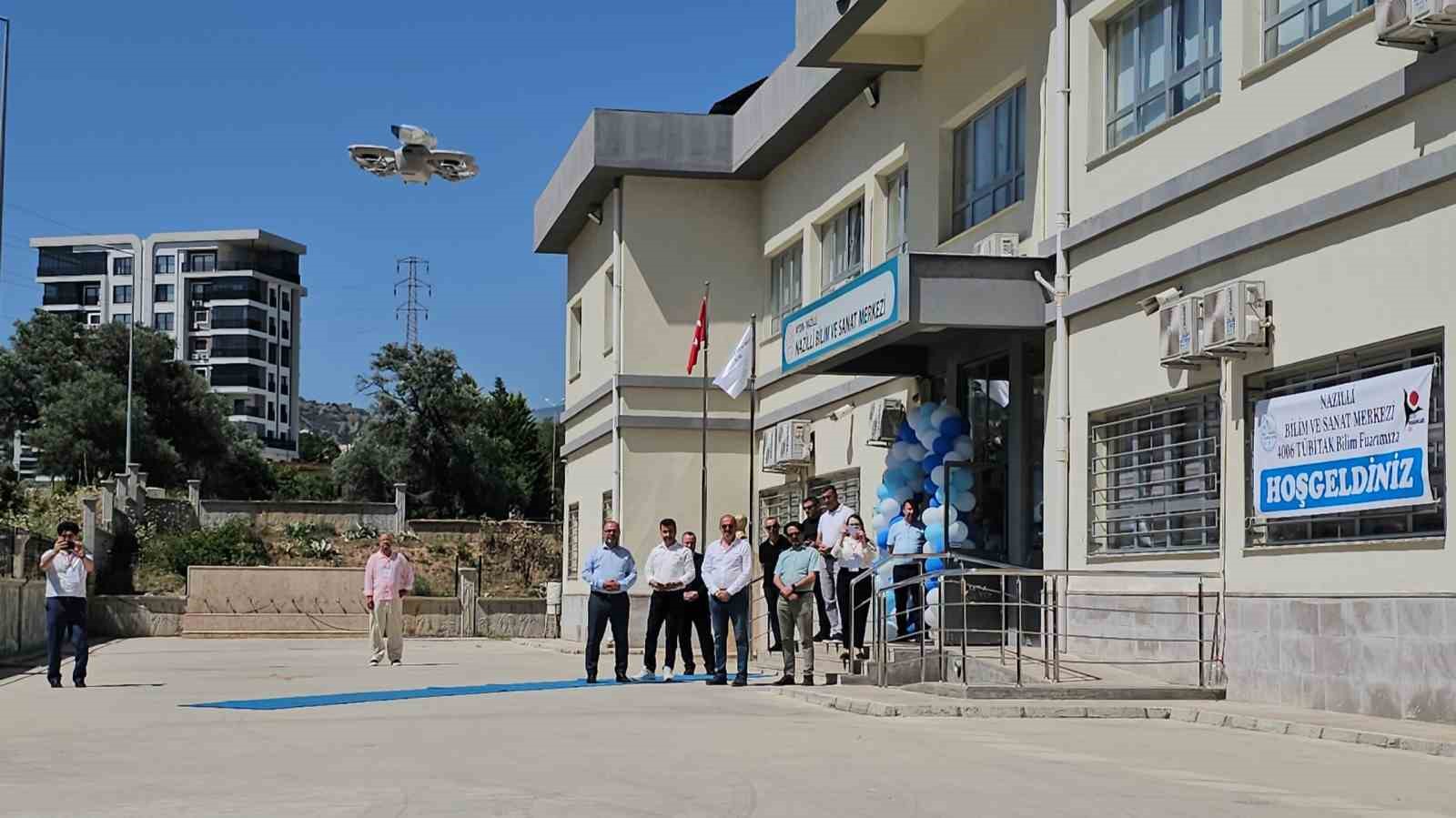 Nazilli Bilsemde Bilim Fuari Coskusu 94E1A0352A0D9C03A49888Ed8Bf7B5C2