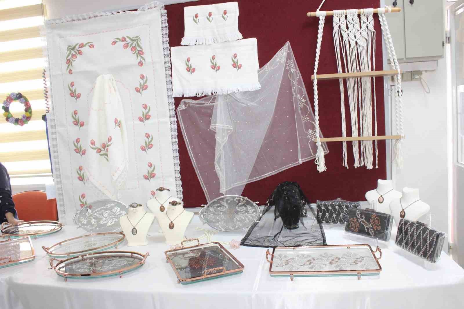 Sultanhisarda El Emegi Urunler Gorucuye Cikartildi A2B4731F07617A1Fcb270D7F6F628Ecc