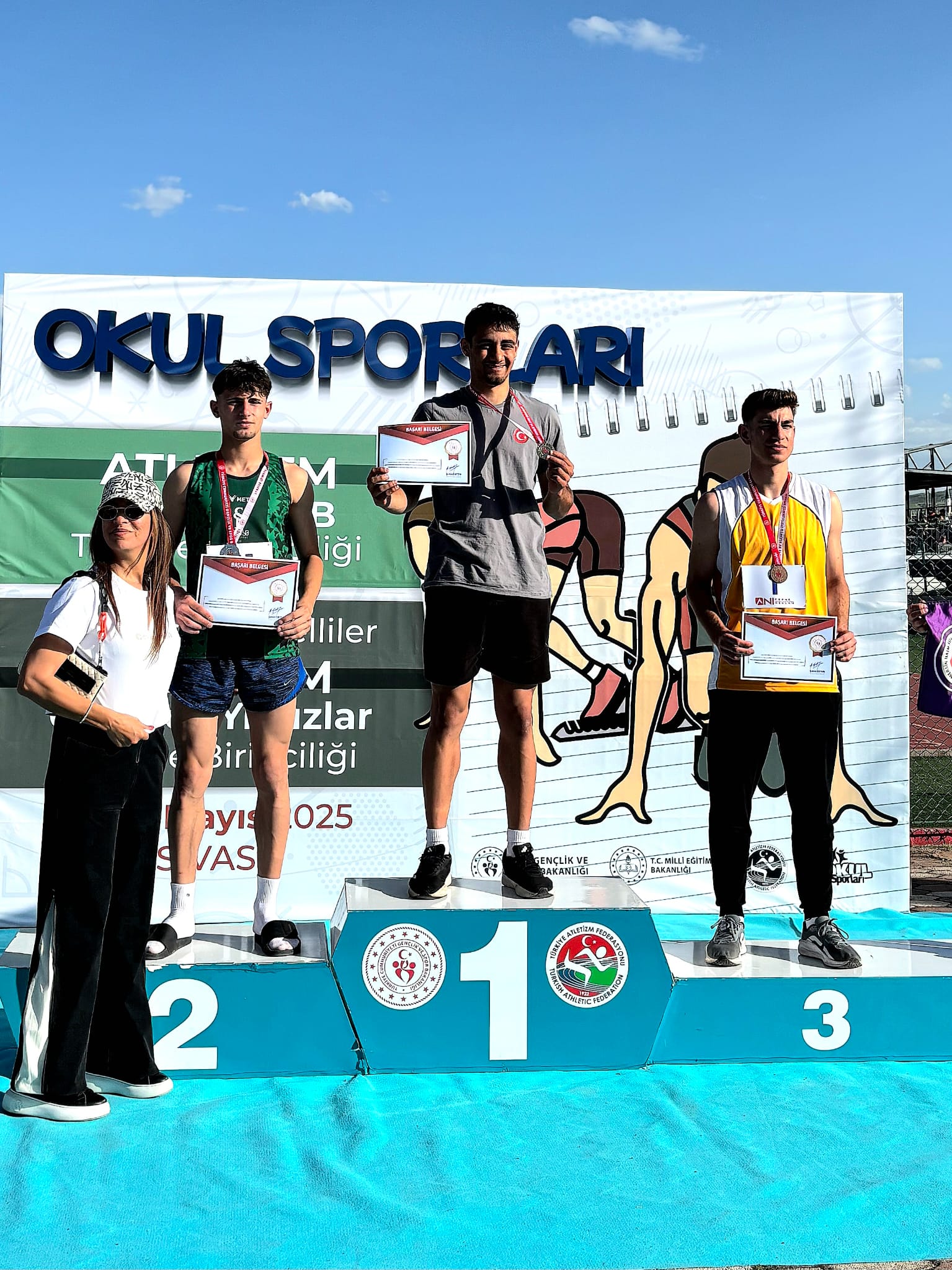 Turkiye Sampiyonu Oldular Avrupa Rekoru Ise Ruzgara Takildi 570503 03452224438A966Eedde889A2Db21D00