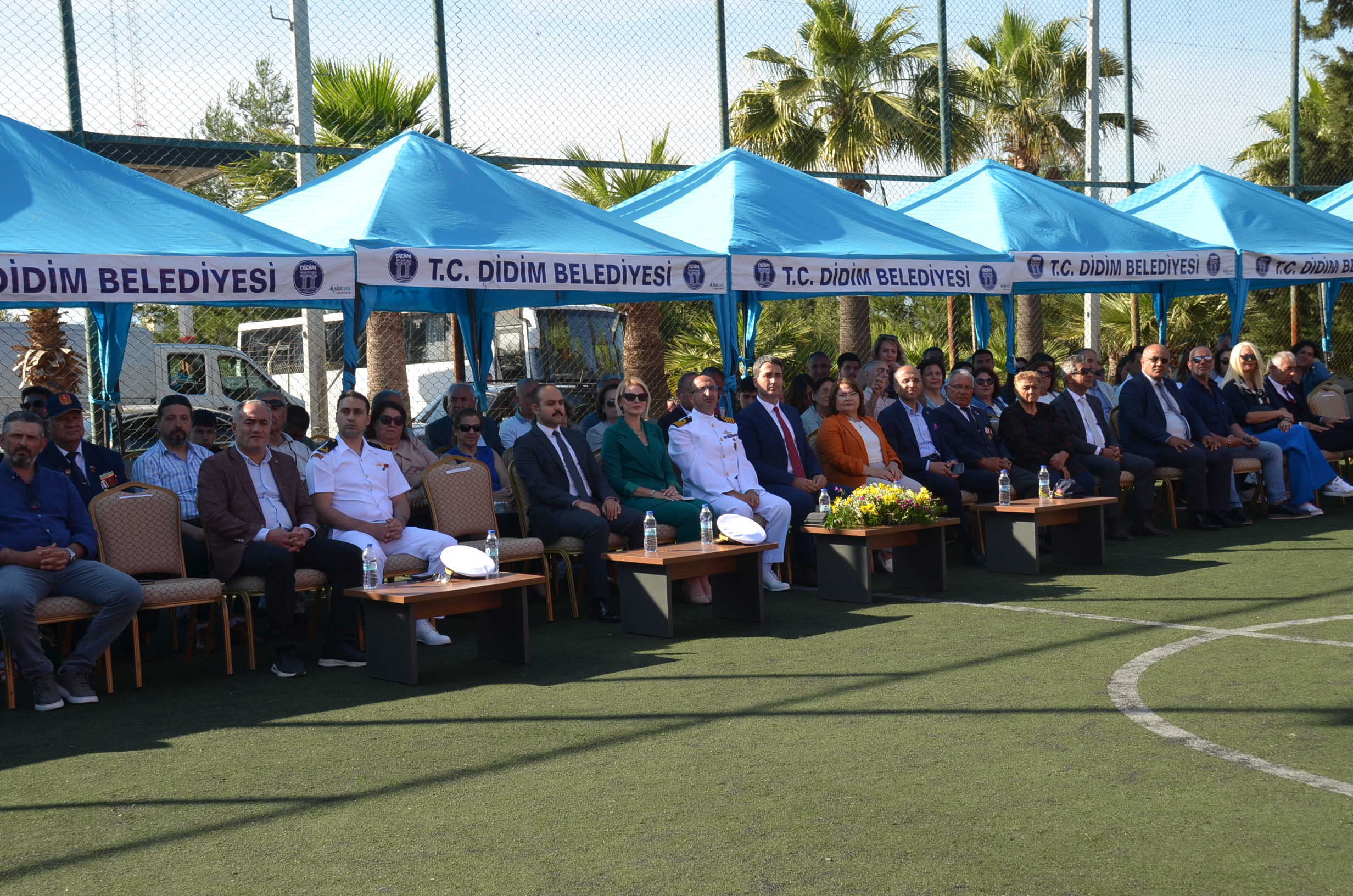 Uniforma Giyerek Yemin Ettiler Caki Gibi Asker Oldular 568190 Fd105F993Fdca9F0F640E54E40645Abc