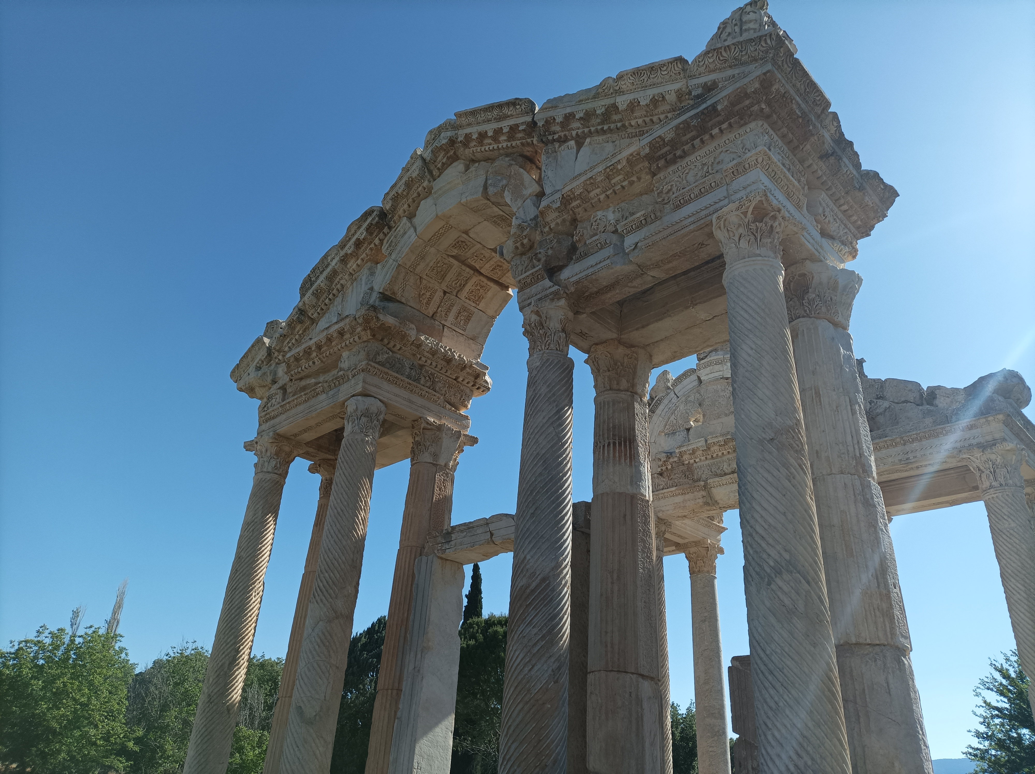 Unlu Yarismada Afrodisias Sorusu 571245 18A1E941A0Fb77Fa8922Cac92F785601