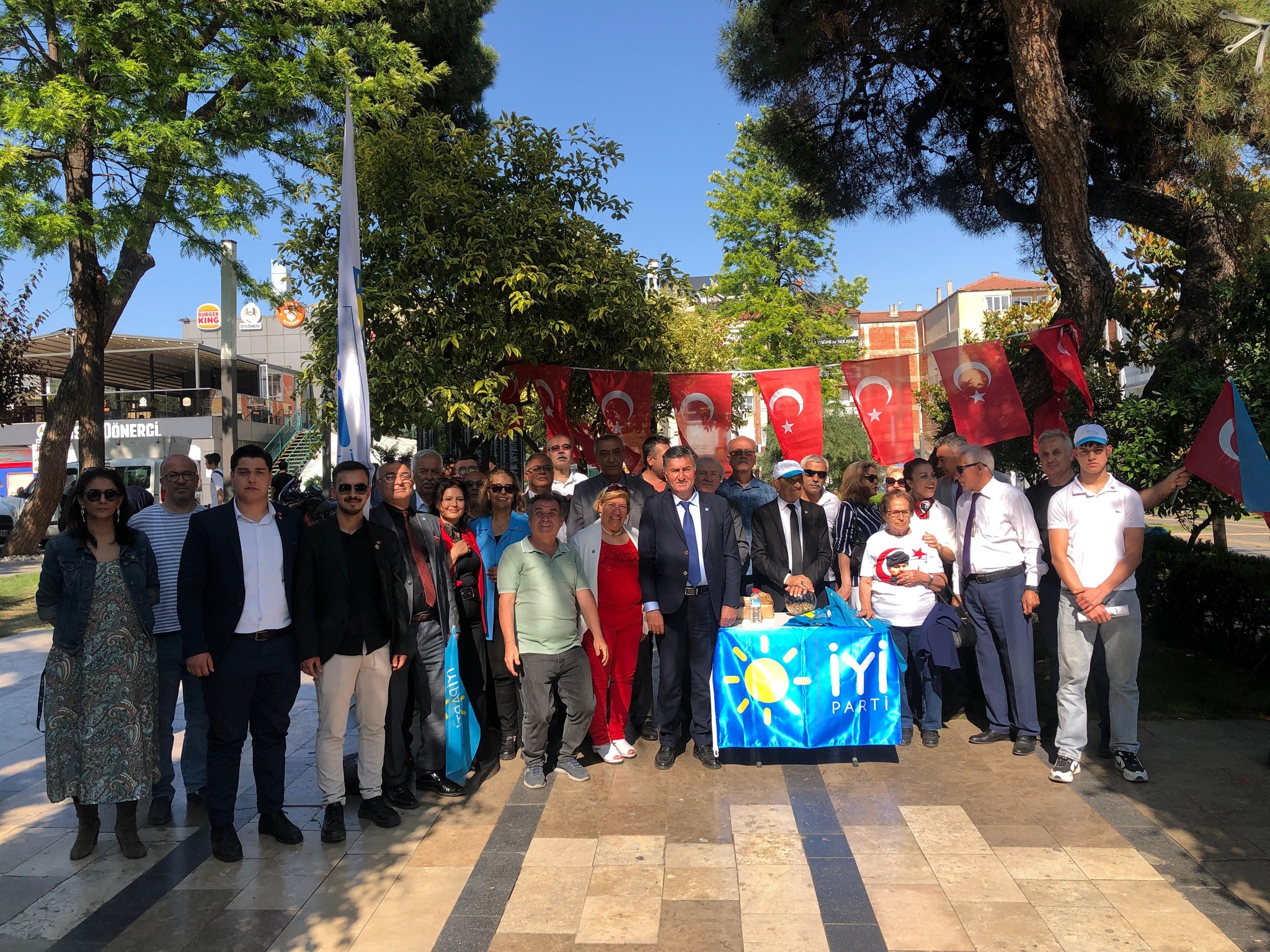 Ahmet Erturk Iyi Parti Gumbur Gumbur Geliyor 579002 4D235E790106Aa898Fd75732E847Cb3B