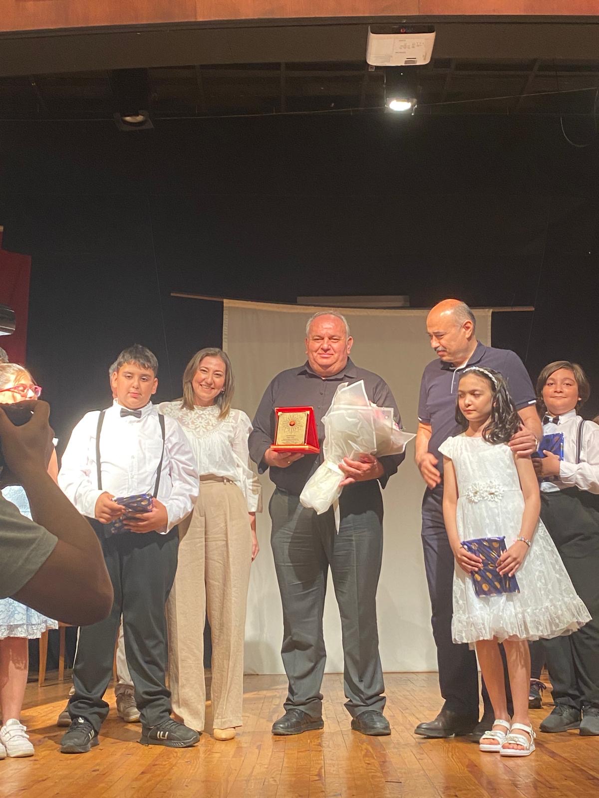 Ahmet Yesevi Ilkokulu 4C Sinifindan Umudumuz Sizde Temali Dinleti Buyuledi 577275 9F43598Eb3855052F8193535E990838C