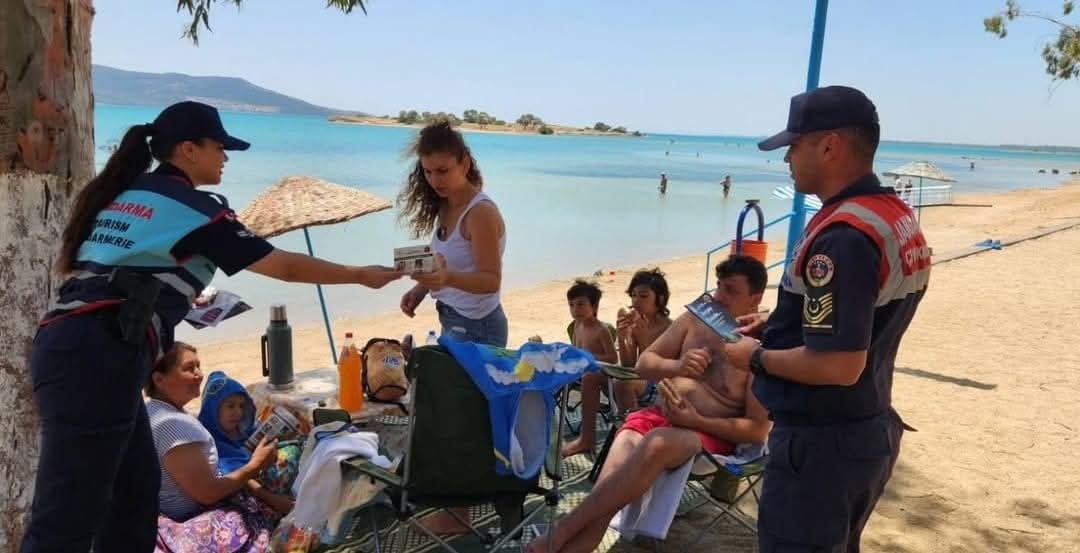 Akbukte Jandarmadan Hayati Bilgilendirme 578639 2Ad0513897E4E1E8980Ce0B6222A29E1