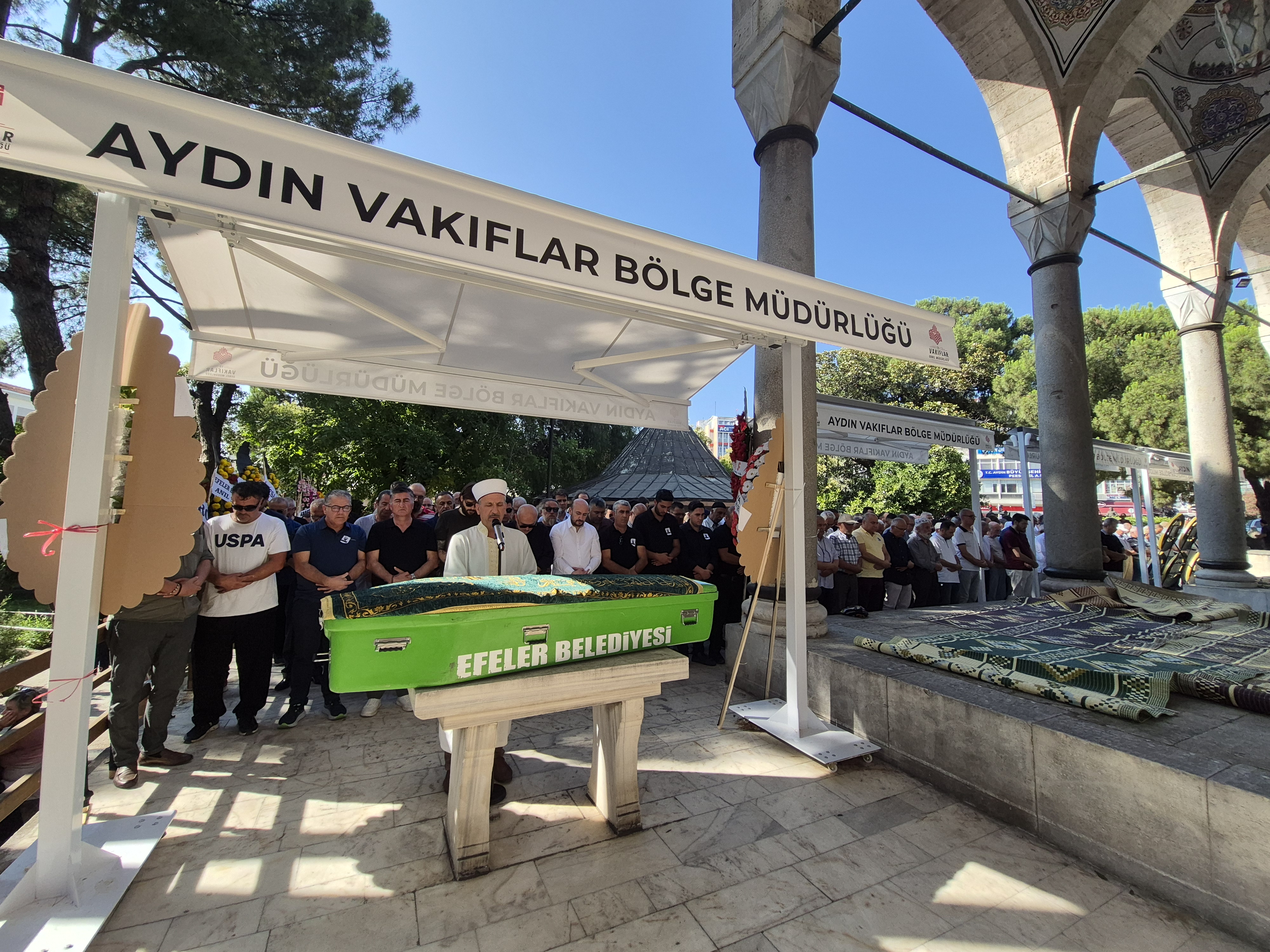 Ancinin Oglu Son Yolcuguna Ugurlandi 577689 F5D1A78Ae24E343F21B3Aa4C8B8B3607