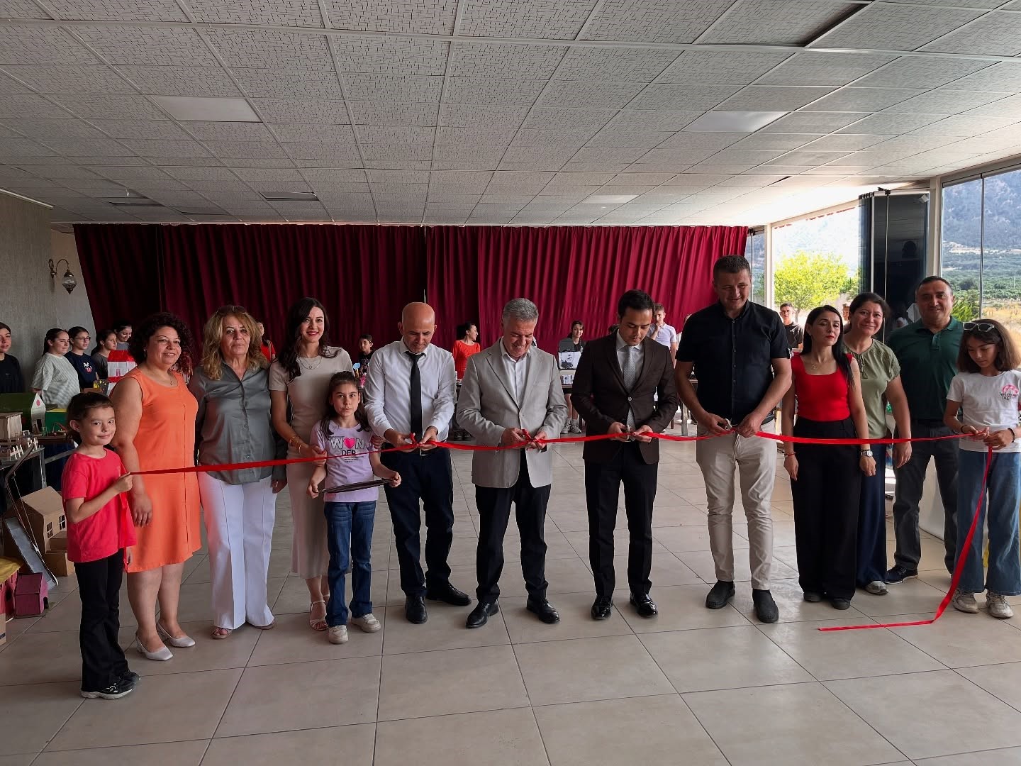 Atik Malzemeler Ogrencilerin Elinde Sanata Donustu 07Ed09518Edf9A65B7D835815Ca81Db2