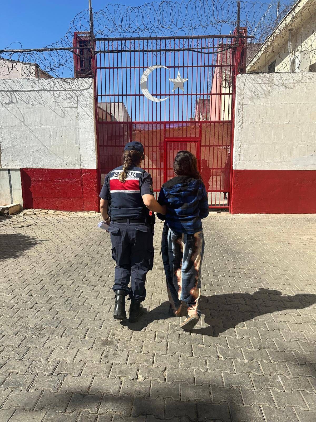 Aydinda Buyuk Operasyon 29 Firari Yakalandi 577768 7E22E71A3483Efe3D57A99D21Ec0F8Da