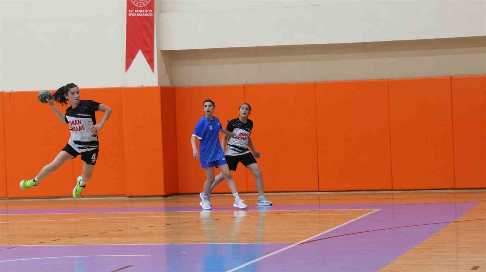 Aydinda Minikler Kiz Erkek Hentbol Turkiye Sampiyonasi Tamamlandi Ed9Eec55A05F41Db59C0Ae04F3C751B9