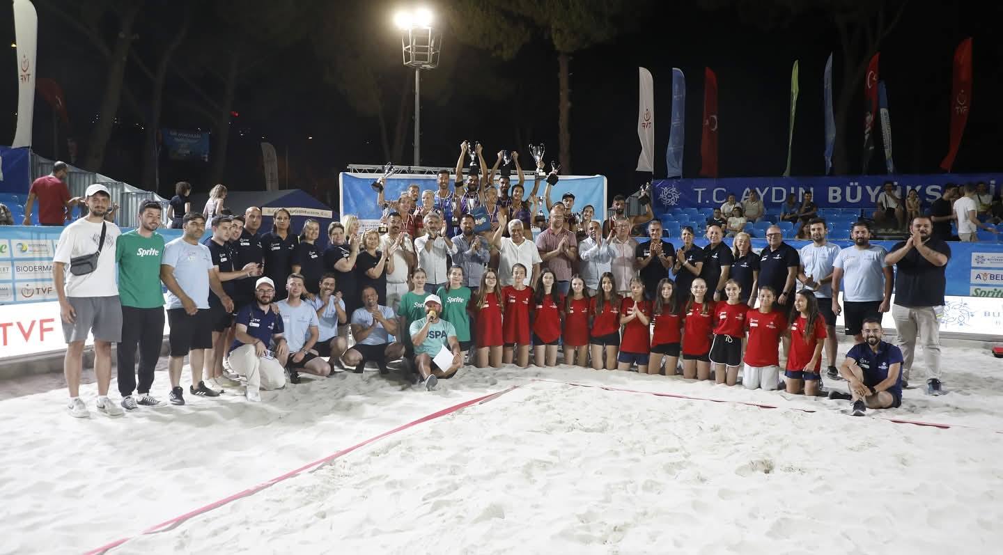 Aydinda Plaj Voleybolu Heyecani Sona Erdi 579654 7C41Cf3D1B4798831D34B9B3347044D4