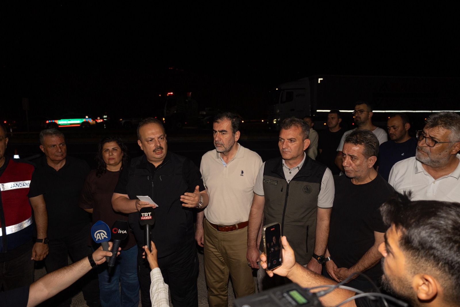 Aydindaki Yanginda Dayanisma Ruhu 577543 22E99753Feb329994222578Cef5E1416