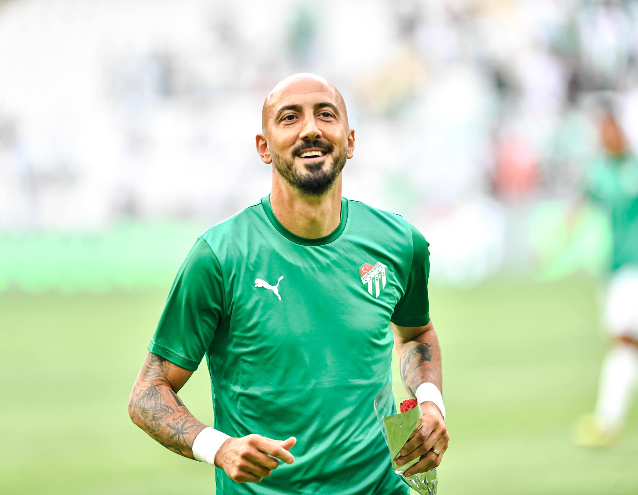 Aydinli Unlu Futbolcu Yeni Takimina Imzayi Atti 576639 9B1F14Ea12260F3798B311Cf1D4Ea0D0