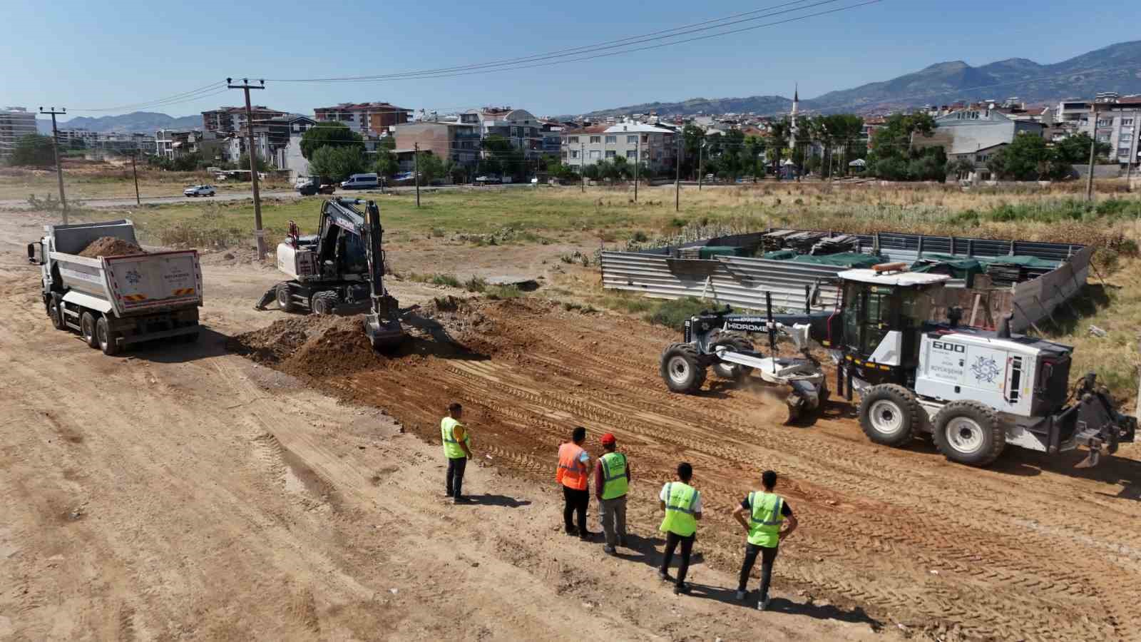Baskan Cercioglundan Yol Yatirimi 82Bc8Caec3F05Dba4493Afbfeaf6F6Fa