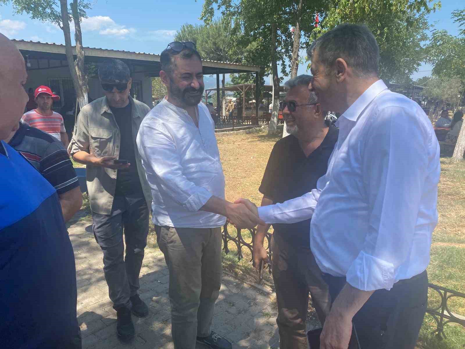Baskan Kunkcu Hayvan Pazarina Indi A9357Cc350Db2A09438Ddd40224A95E7