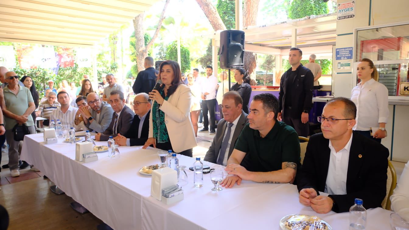 Chp Aydin Bayramlasti 573248 C093D48E5Cb1233Aca9Cfbe84A428F77