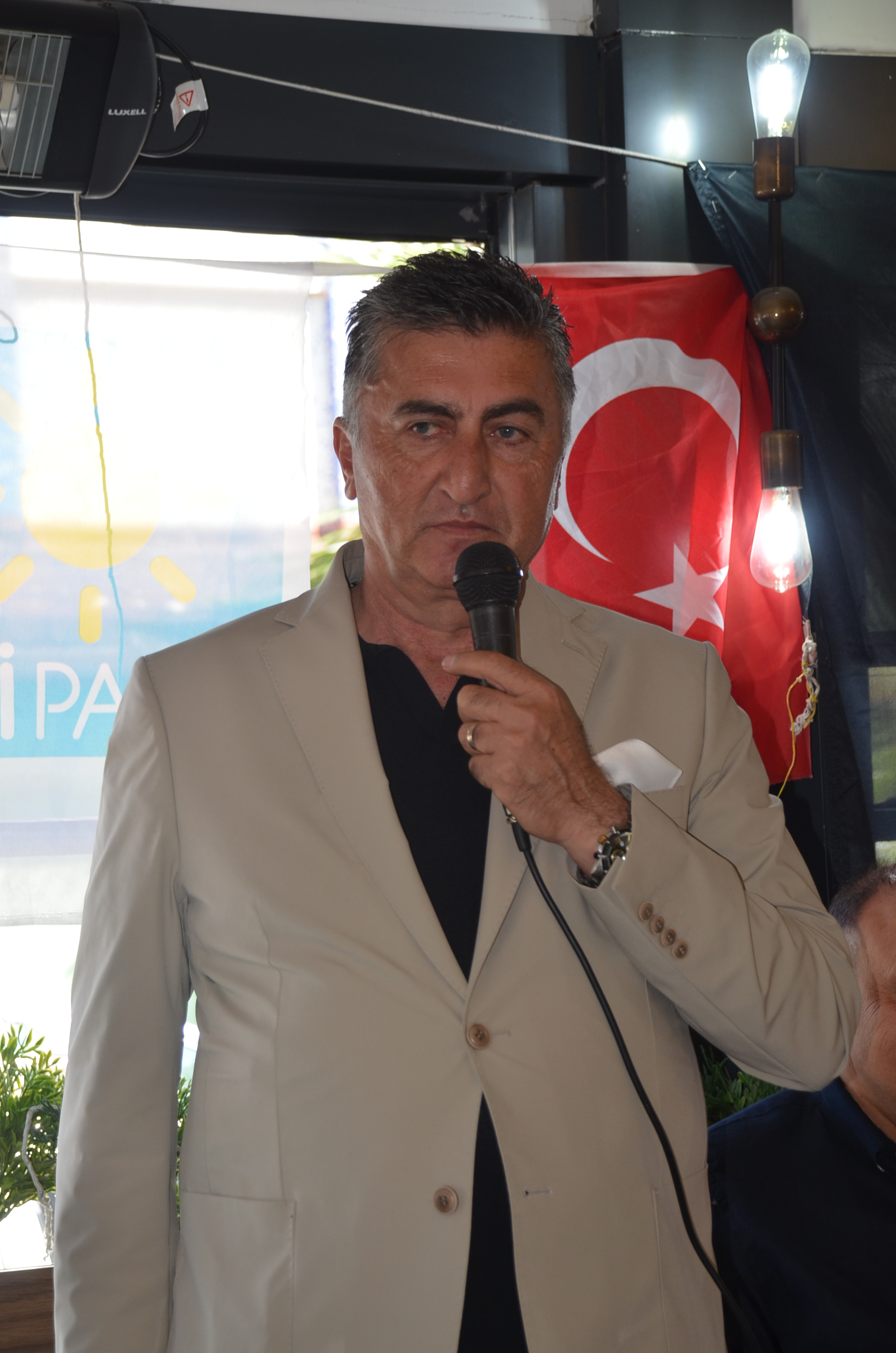 Didim Iyi Parti Yonetimini Tanitti 575420 5B49B562Deb13Bebbdbb8A491951435C-1