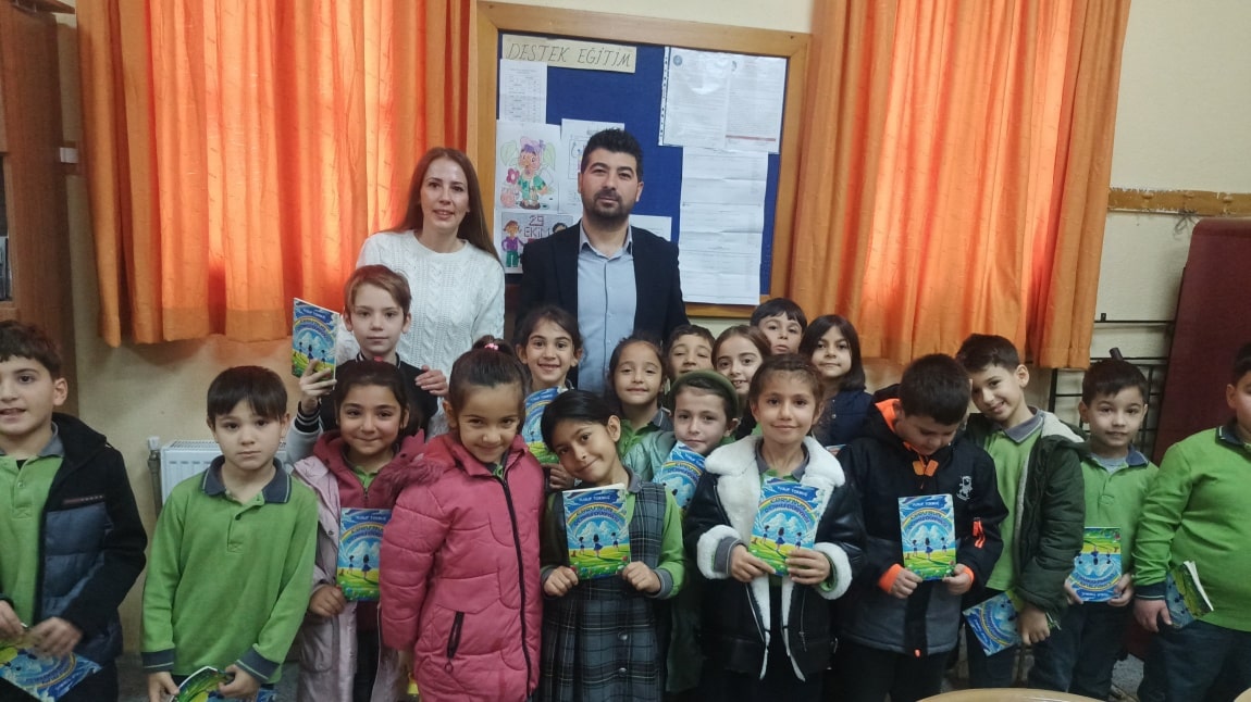 Engelli Yazar Engelleri Farkindalik Yaratarak Asiyor 572459 187A4Eddf77492888F7C44Bc4F95266D