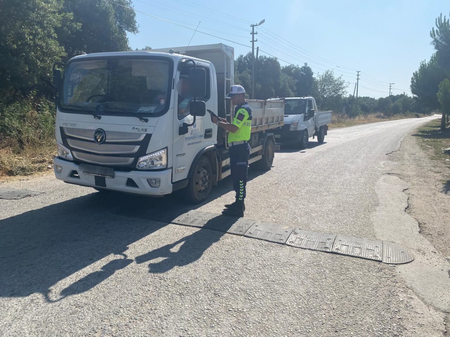 Jandarma Ekiplerinden Sok Trafik Uygulamasi 52 Surucuye Cezai Islem Uygulani 8Ac7B2A356A70Eb46Cc3F6C8Ad002B9E