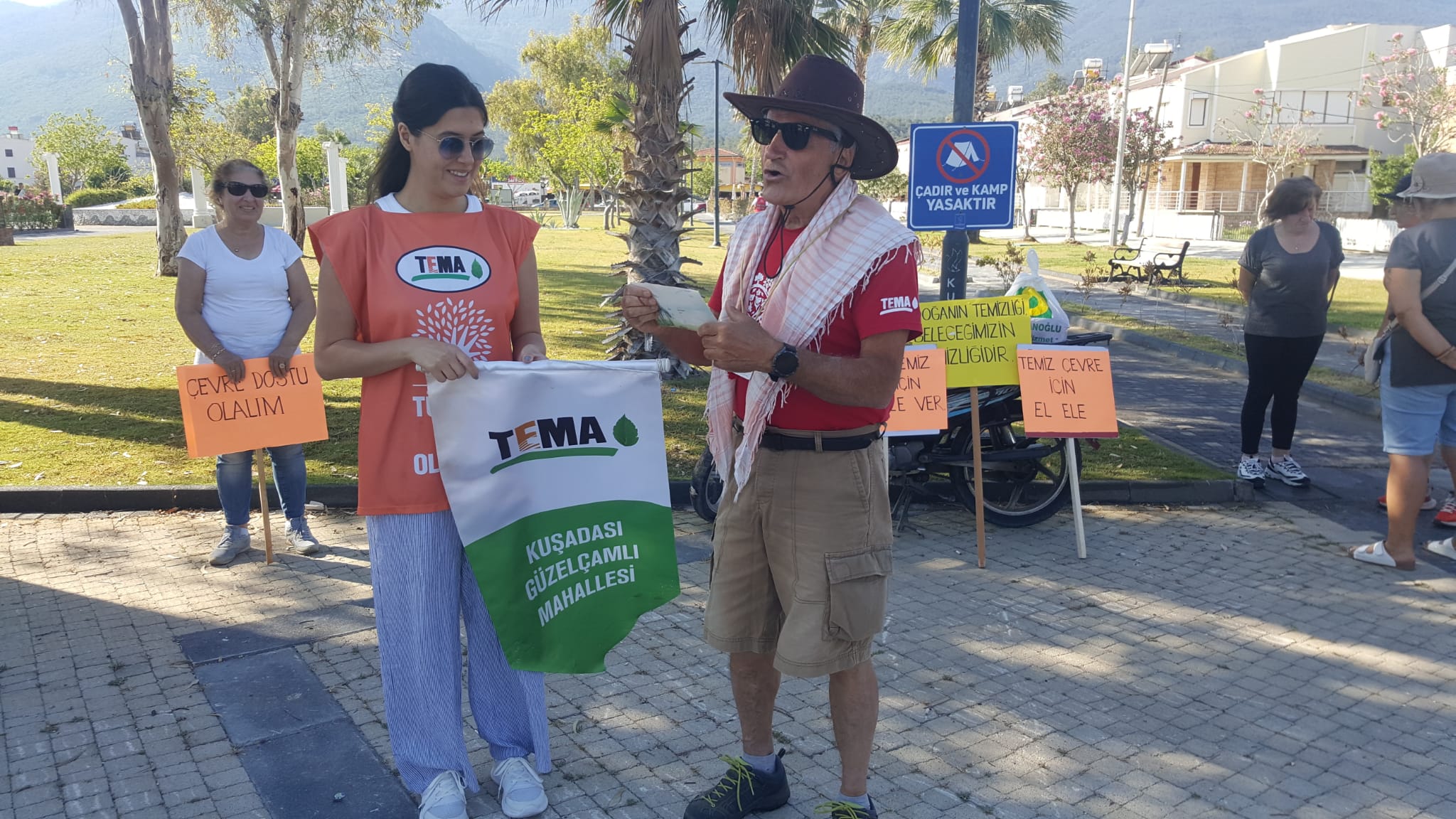 Kusadasi Dunya Cevre Gununde Tek Yurek Oldu 573285 12A1Df24802Fb3F3A72F0Bbe6160125B