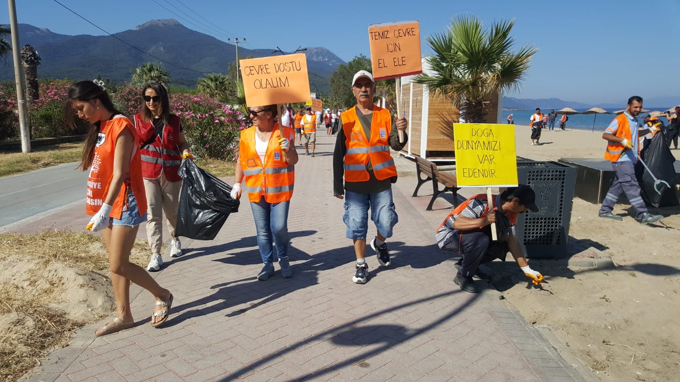 Kusadasi Dunya Cevre Gununde Tek Yurek Oldu 573285 Dc32C43136E295C4899Cb2E2424875C9