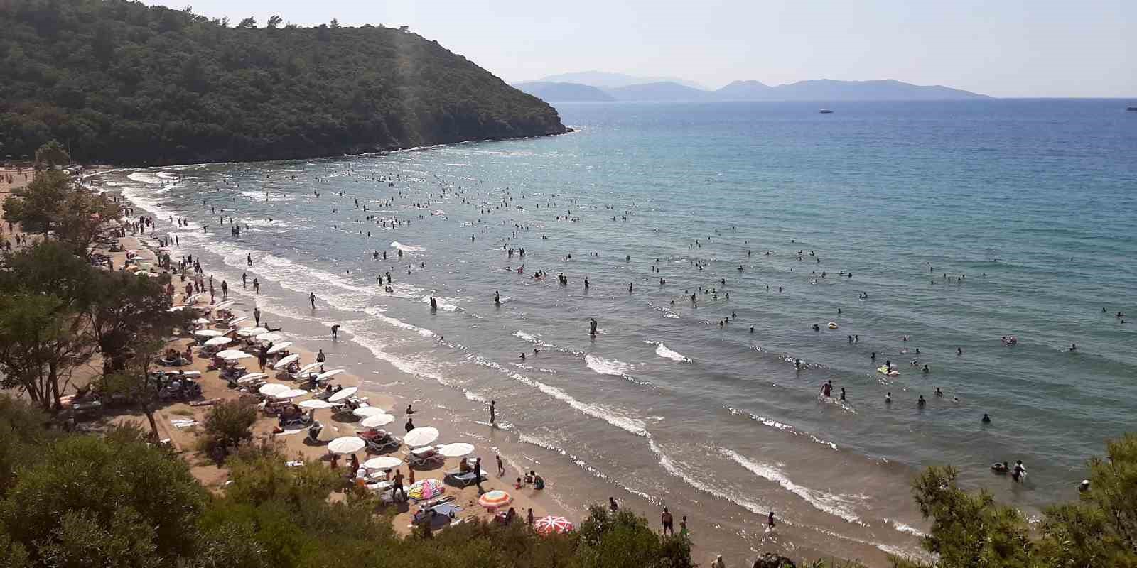 Kusadasinda Turizmcinin Yuzu Guluyor 58919C2A043Dd03C97279Bfe538Adbd7