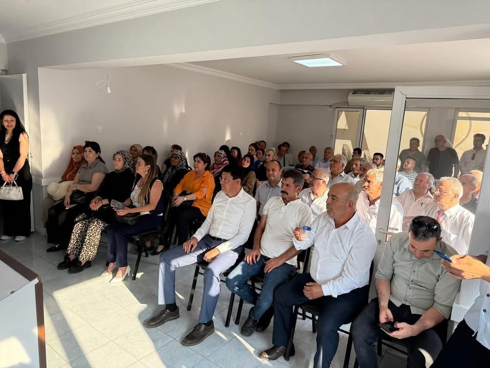 Nazillide Ak Partiler Bayramlasti Birlik Beraberlik Mesaji Verildi 573997 Feda7F48Aa39D8D396C23154F25Ddf41
