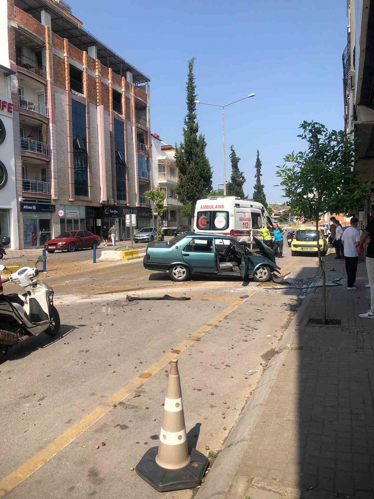 Tofas Otomobil Agaca Carpti 1I Cocuk 3 Yarali 66E80F092A13Bb9463E2838B0983B0C2