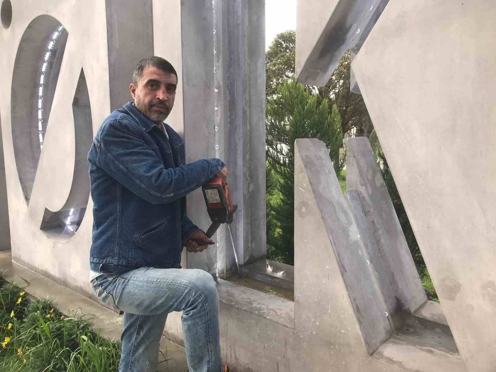 Yenidoganda Meydana Gelen Kaza Sokeyi Uzdu 6C203A7Bb684838B75611D6C0538C251