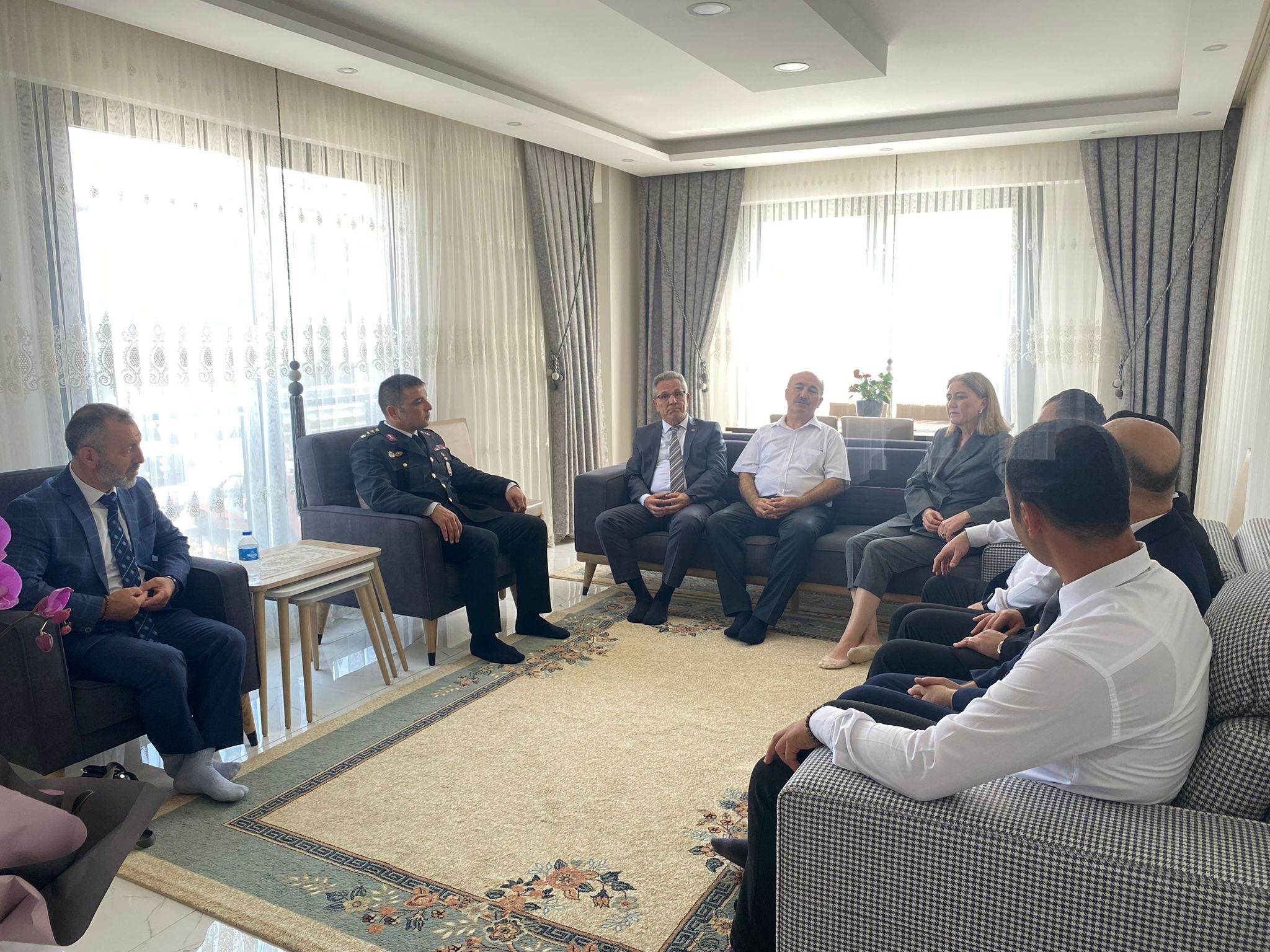 15 Temmuzda Gazi Olmustu Nazillide Polis Memuruna Anlamli Ziyaret 583708 61E2Eea794D7F3Cd1577C75897244B5C